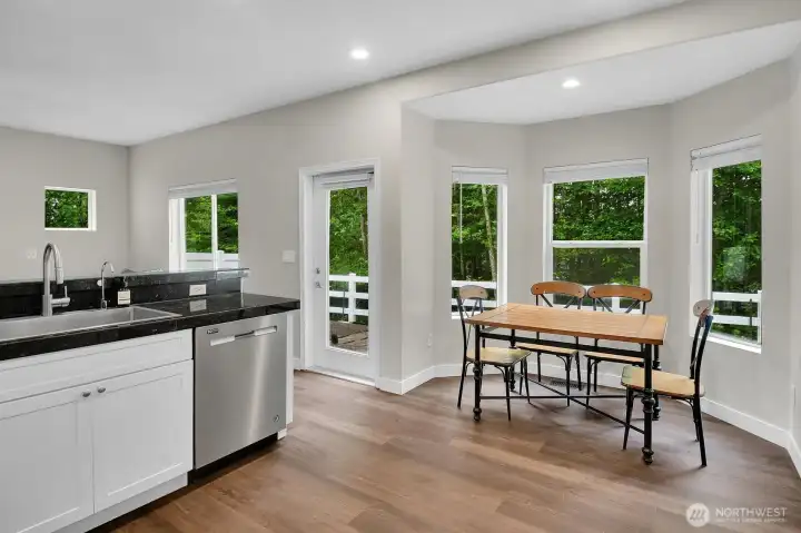 Kitchen Eating Space