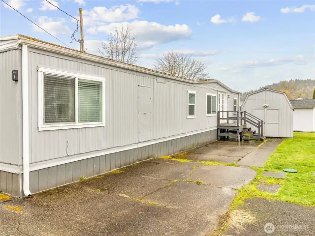 Welcome to Space #7 in Lakeside Mobile Home Park - This 1973 remodeled single-wide home is ready for you. This space provides ample off street parking.