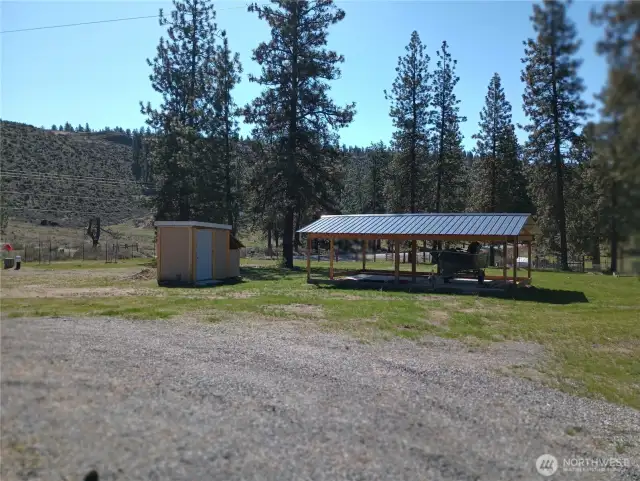 Pumphouse/Outbuilding