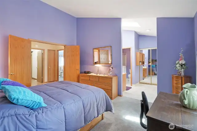 Primary view of Bathroom Entry