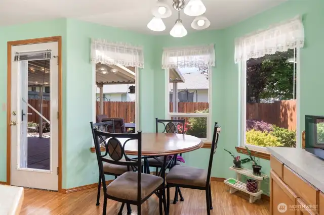 Nook/External Door to Covered Deck