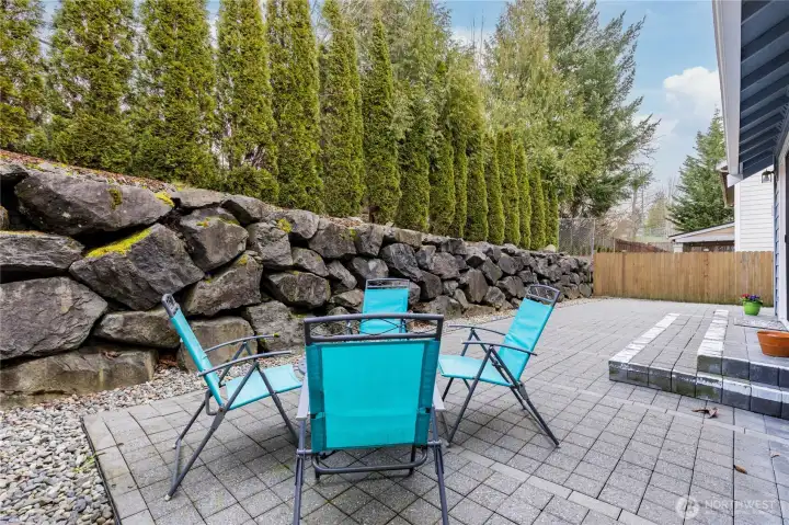 Low-maintenance back yard with great privacy