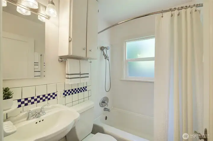 Full bathroom