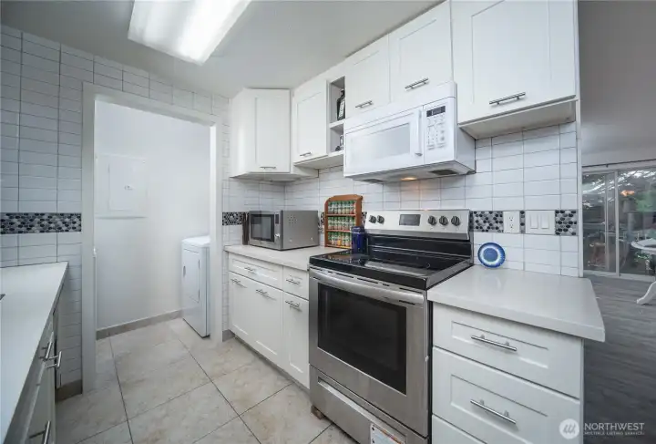 Stainless Steel range & dishwasher