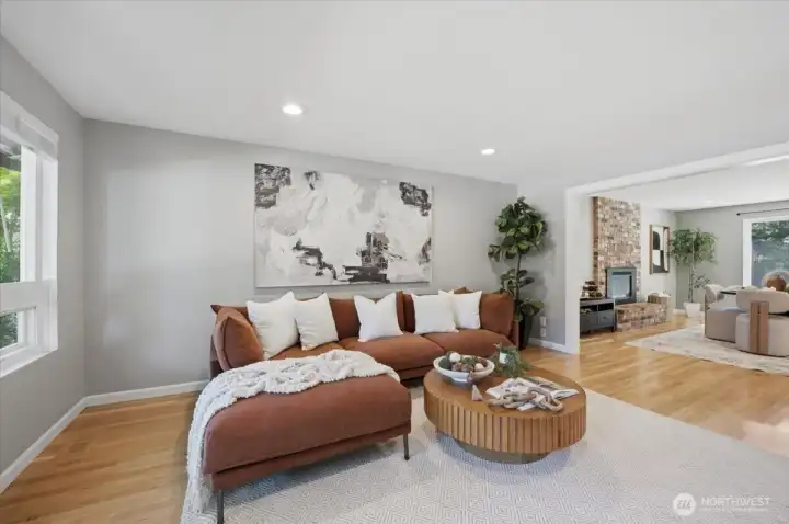 Spacious comfortable living room.