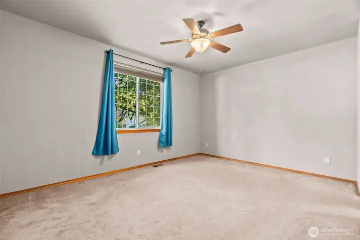 1/2 Primary Suites 1/2 Primary Suites