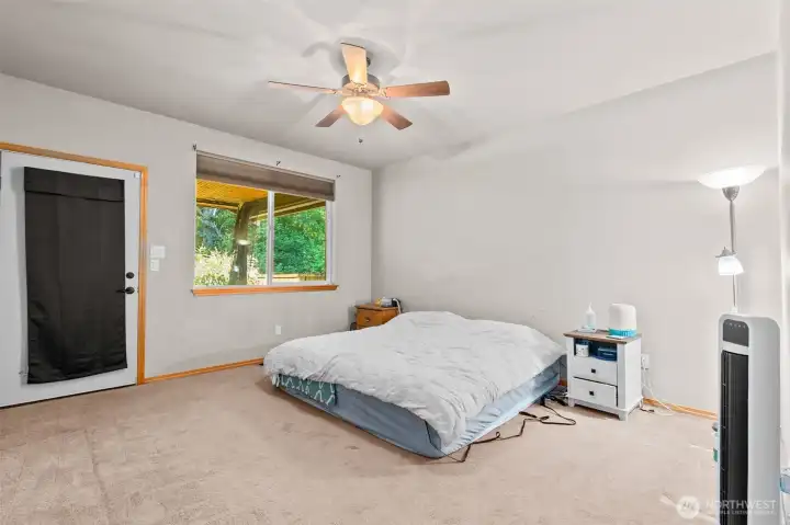 Primary Suite 2/2 Primary Suite 2/2