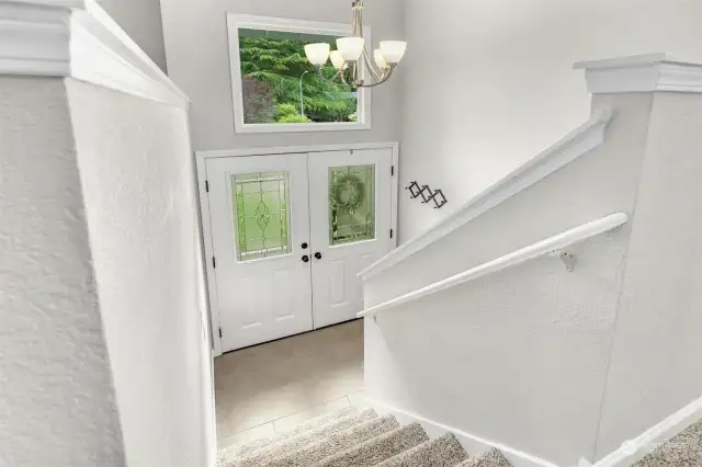 A big double door foyer to greet your guests and this set up makes moving in so much easier.