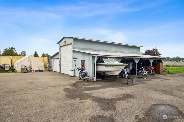 Huge Detached garage and carport