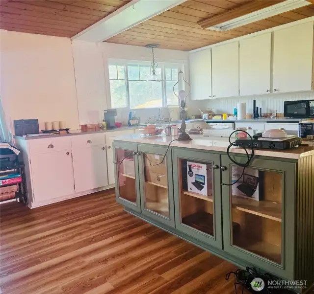 Open concept kitchen with lots of storage