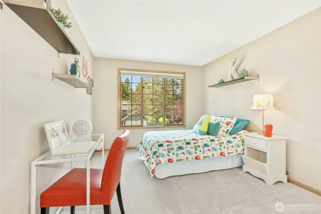 Additional guest room.