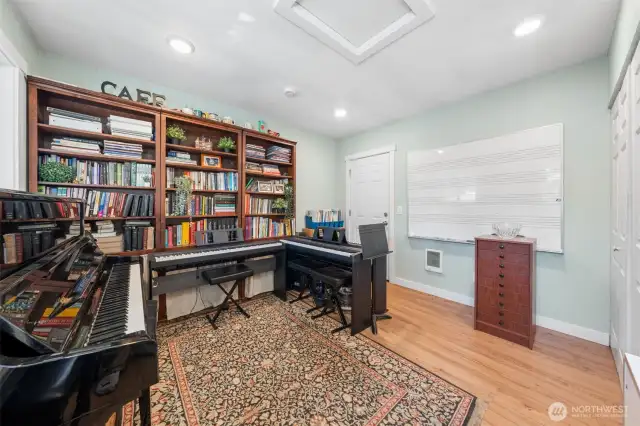Den/Office Space: Located off the Dining room, Doors on right- Laundry Room, Far door- Garage/storage