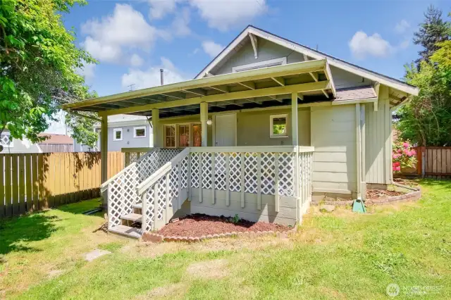Room to lounge, dine, or entertain on the back deck