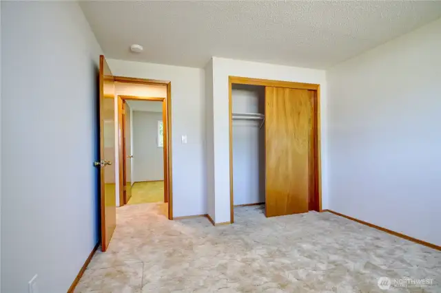 2nd bedroom with closet.