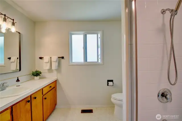 Main Bathroom with large vanity
