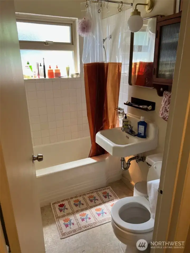 Upstairs Bathroom