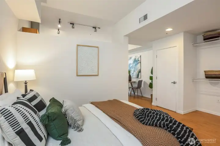 Photo is from when the unit was staged.