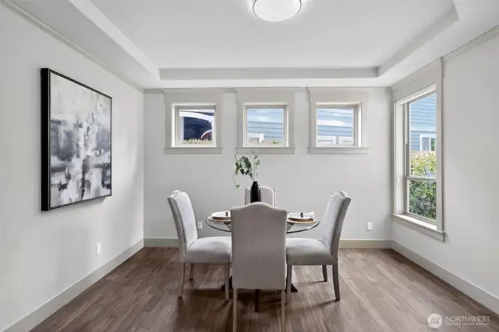 Elegant formal dining room great for hosting and entertaining!
