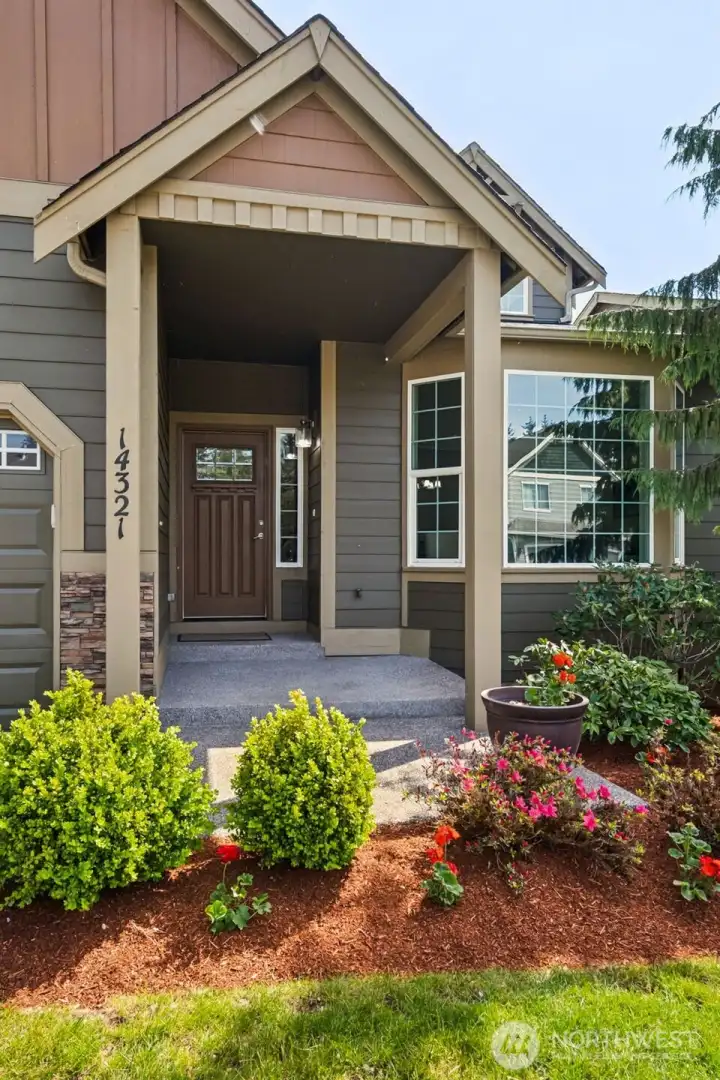 Welcoming covered porch!
