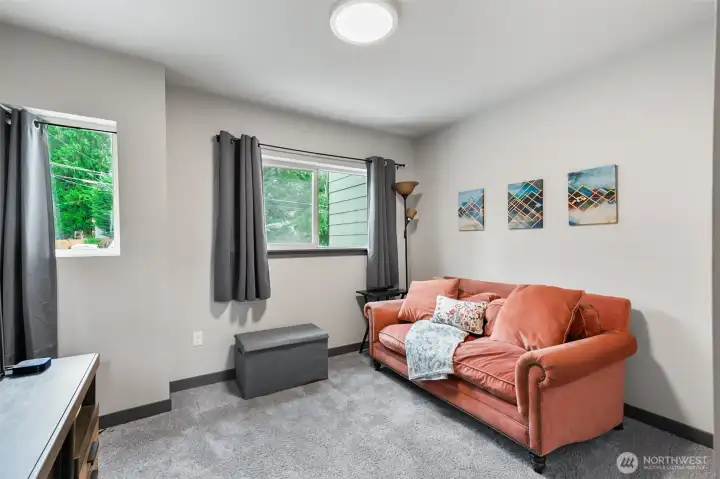 Second bedrooom/Bonus Second bedrooom/Bonus