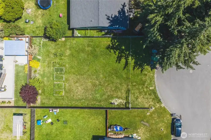 Overview of R3 zoned lot with duplex potential.