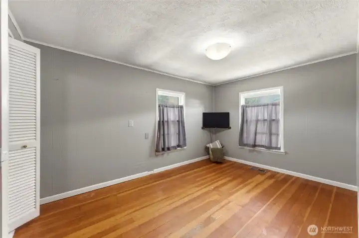 Bedroom #1