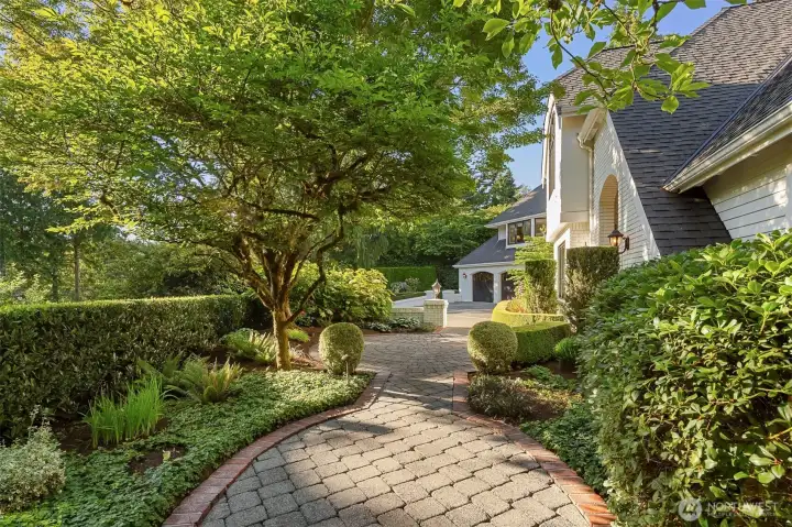 Walkway that leads around the home to the south side patio and back yard.