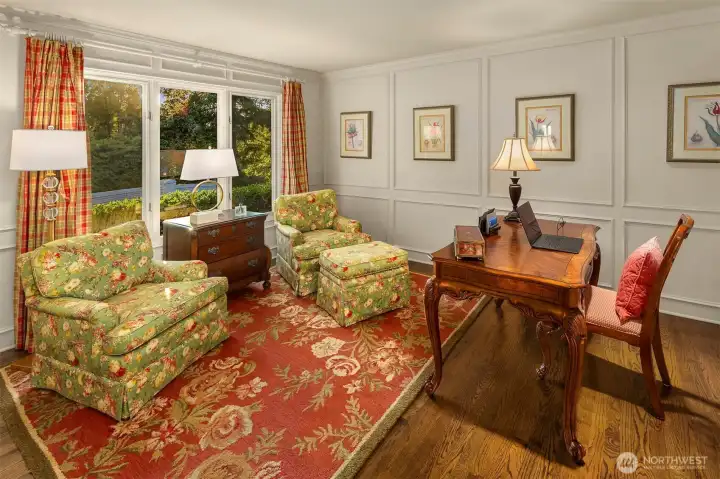 This den/office looks out the front of the home.