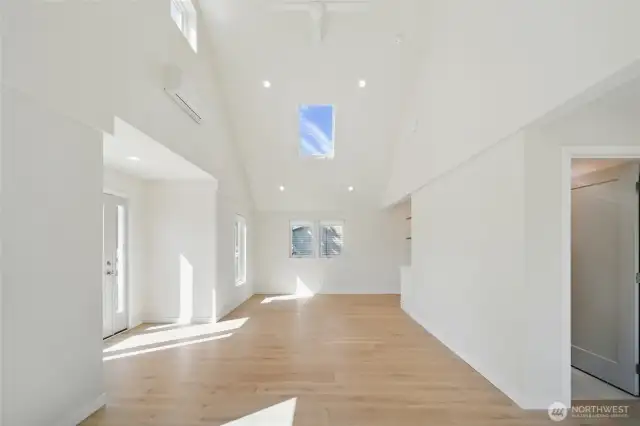 Lot's of light through skylights and windows