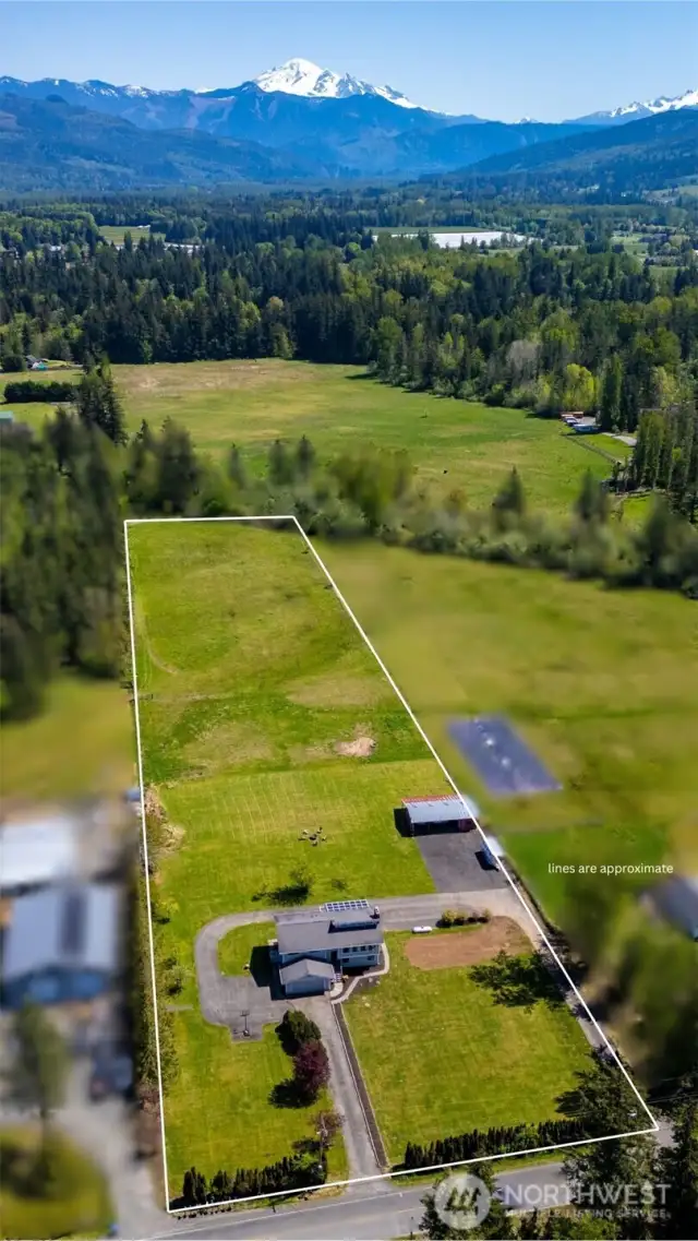 A completly usable 4.78 acers. Come check it out for yourself and build your hobby farm or estate.