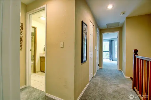 Hall to 2nd bathroom