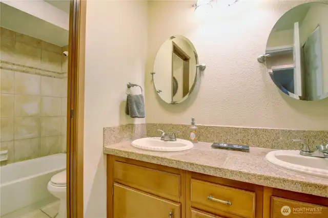 2nd bathroom