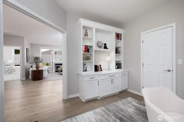 BUILT IN CUSTOM CABINETRY FOR DESK/HOME OFFICE SPACE