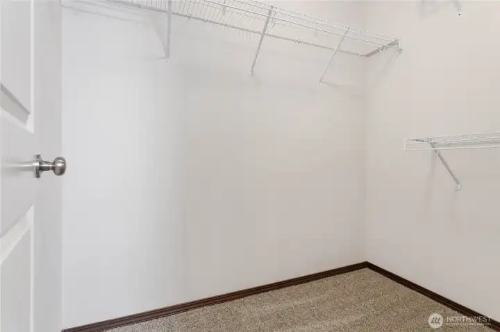 Plenty of hanging space!