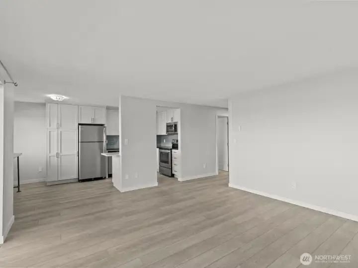 The open concept makes it great for having guests over to entertain.