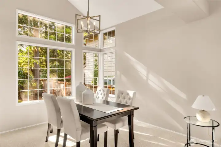 Elegant space for everyday dining and entertaining