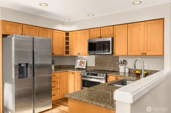 Functional layout with stainless steel appliances