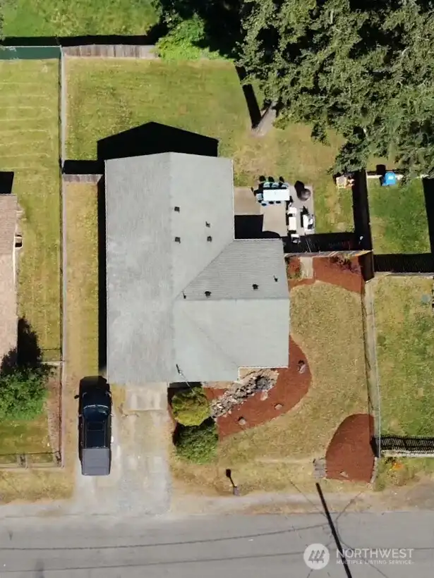 Full ariel view of property lots of parking options