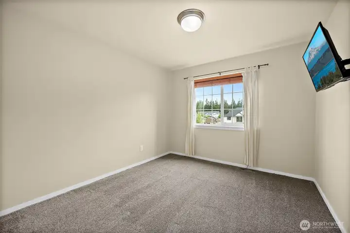 Bonus Room! Ideal Home Office, Play, or Hobby Room!