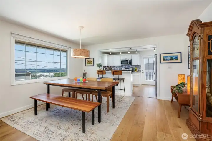 looking towards dining & kitchen from living room