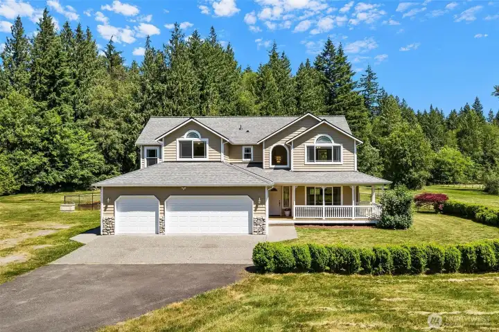 Stunning curb appeal with fresh exterior paint and a brand-new roof installed in 2023 for years of peace of mind. Stunning curb appeal with fresh exterior paint and a brand-new roof installed in 2023 for years of peace of mind.