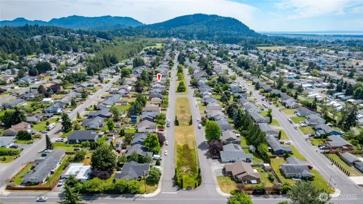 Notice the large grass median in the street for extra space from neighbors.