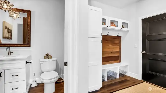 BATH AND MUD ROOM