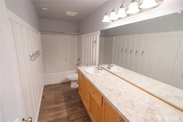 Upstairs hall bath
