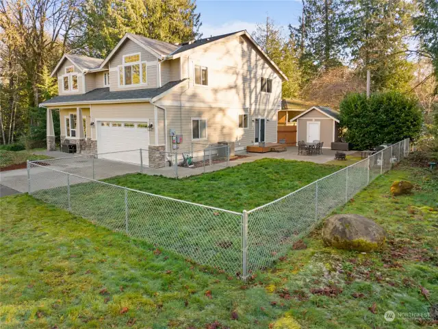 Fully fenced yard, with a patio off the living room slider perfect for summer entertaining. Also a great detached shed for storing all those yard tools and gardening items.