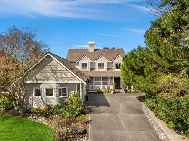 Elegantly designed, this 4-bedroom, 3-bath residence is ideally sited to capture year-round sunsets and panoramic views of the ever-changing landscape of the Wing Point Golf Course. Expansive windows bathe the interiors in natural light, creating a warm and inviting atmosphere throughout. A rare and valuable amenity, the oversized 3-car garage provides generous space for vehicles, recreational equipment, and storage—offering both functionality and flexibility to meet a variety of lifestyle needs.