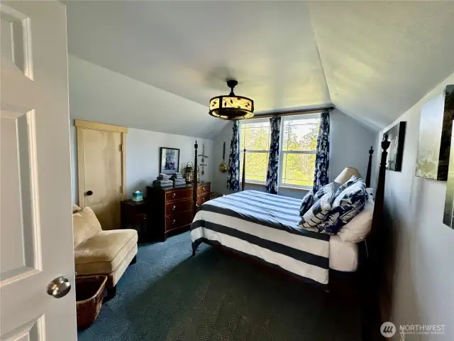 Upstairs bedroom