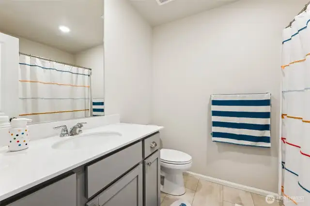 Full Guest Bathroom