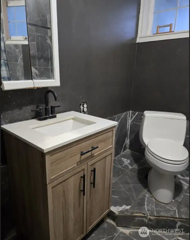 lower bath