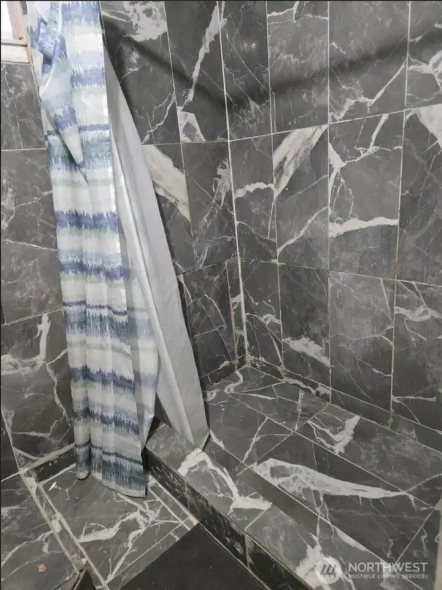 lower bath